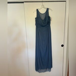 David’s bridal never worn size 16 mesh bridesmaid dress originally $140
